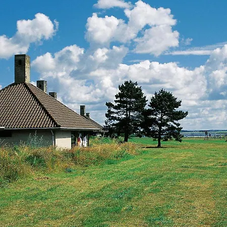 Xviii * Karrebaeksminde